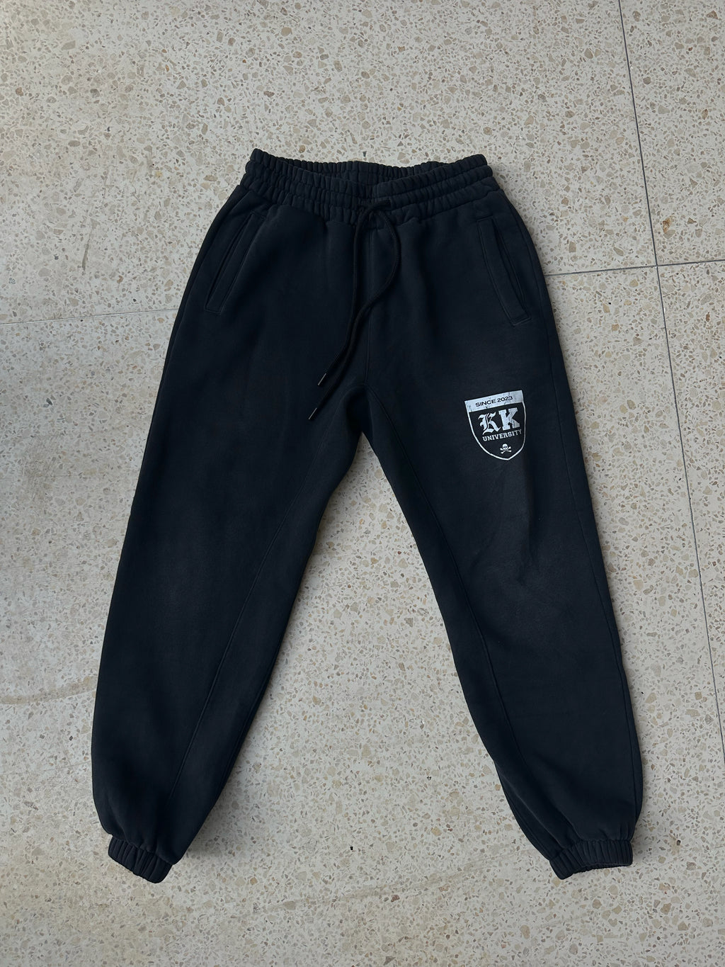 UNIVERSITY TRACKPANTS